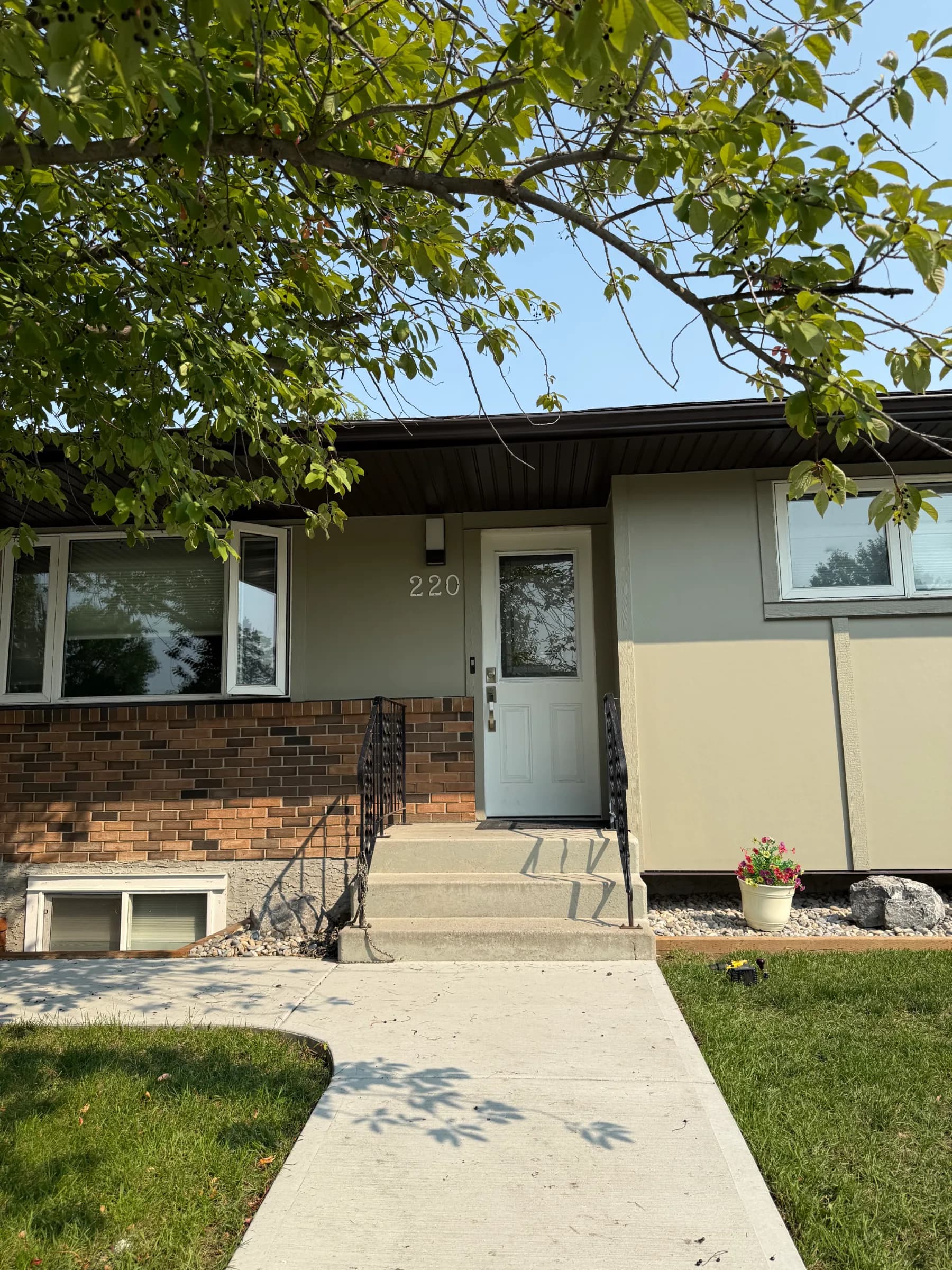Full Exterior Renovation (Hardie Plank, Panels< Soffit + Fascia, T&D)
